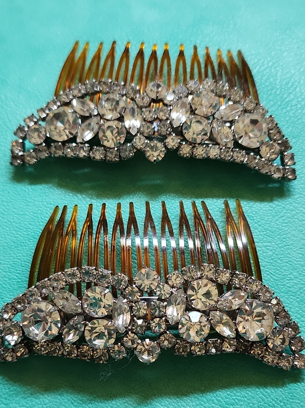 Vintage Crystal Decorative Hair Comb Set - Gold Tone